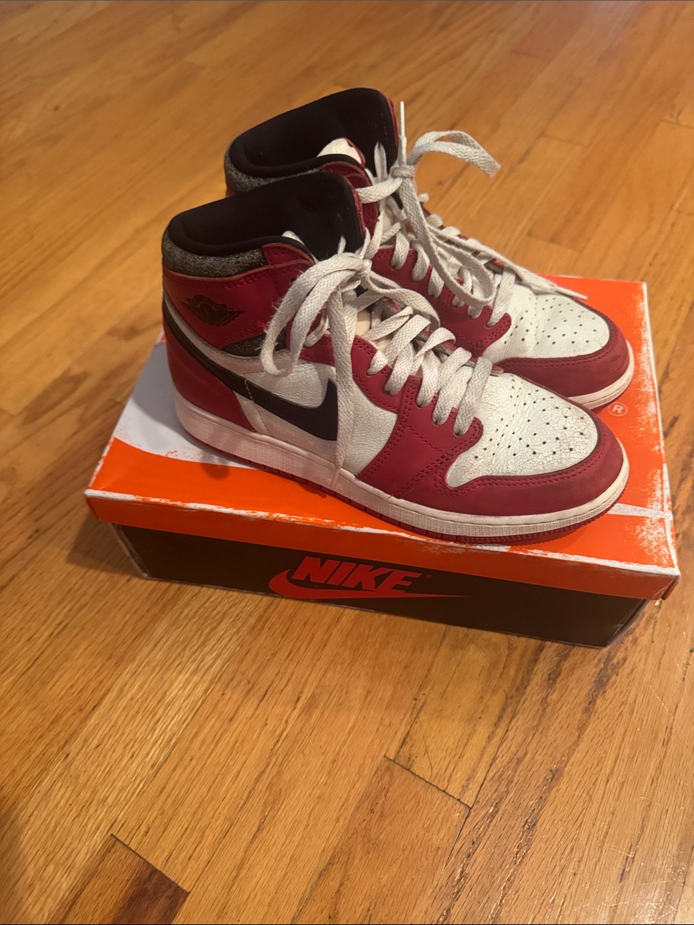 Air Jordan 1 retro OG Chicago’s 6Y